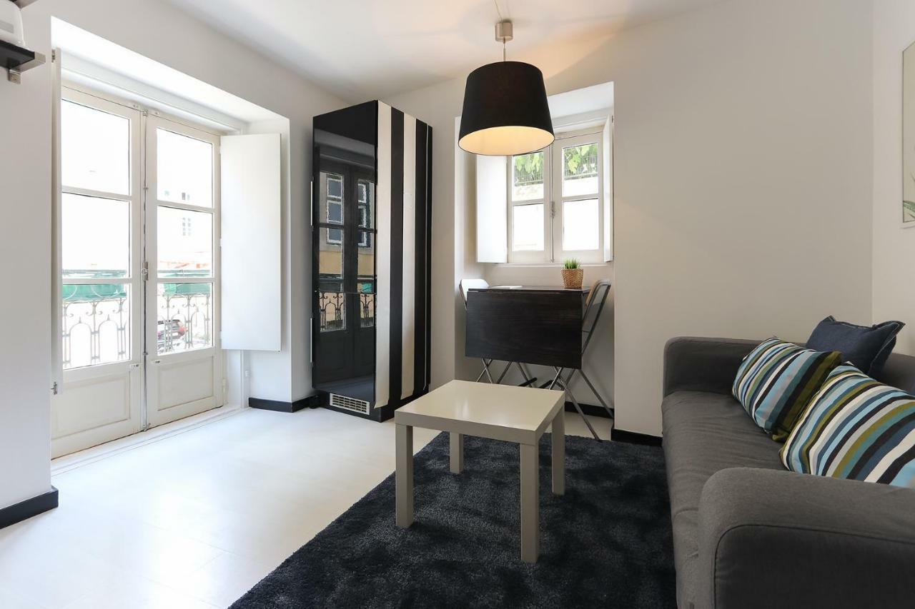 Tailor Made Flat In Bairro Alto *
